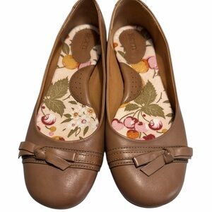 Born Chelan  Brown Leather Bow Ballet Flats Sz 10